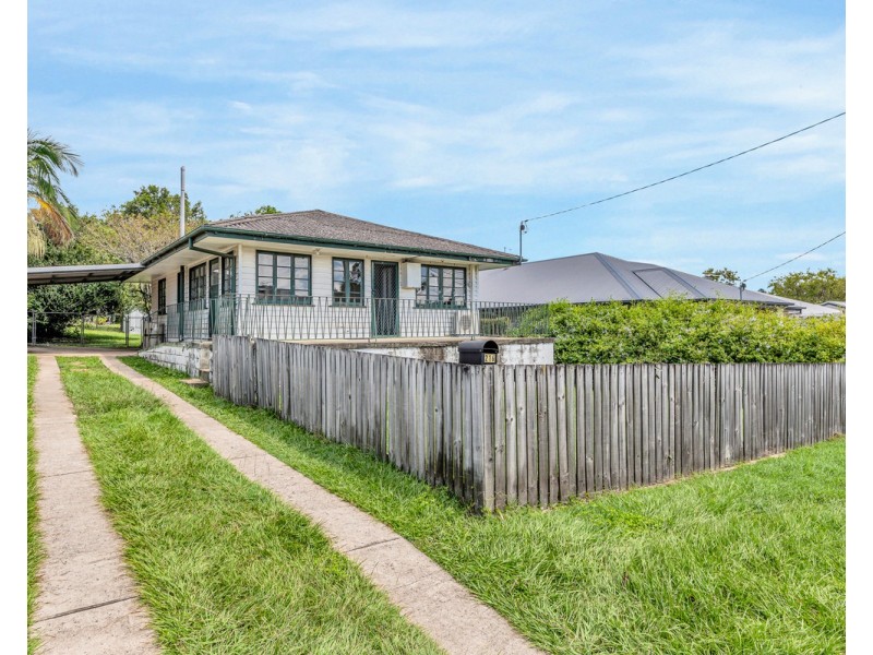 216 Hamilton Road, Wavell Heights QLD 4012
