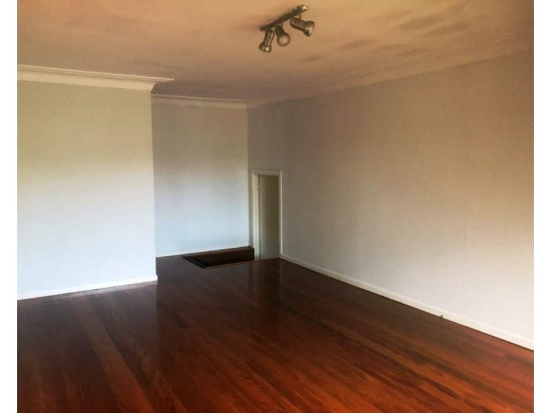 15 Caronga Street, Wavell Heights QLD 4012