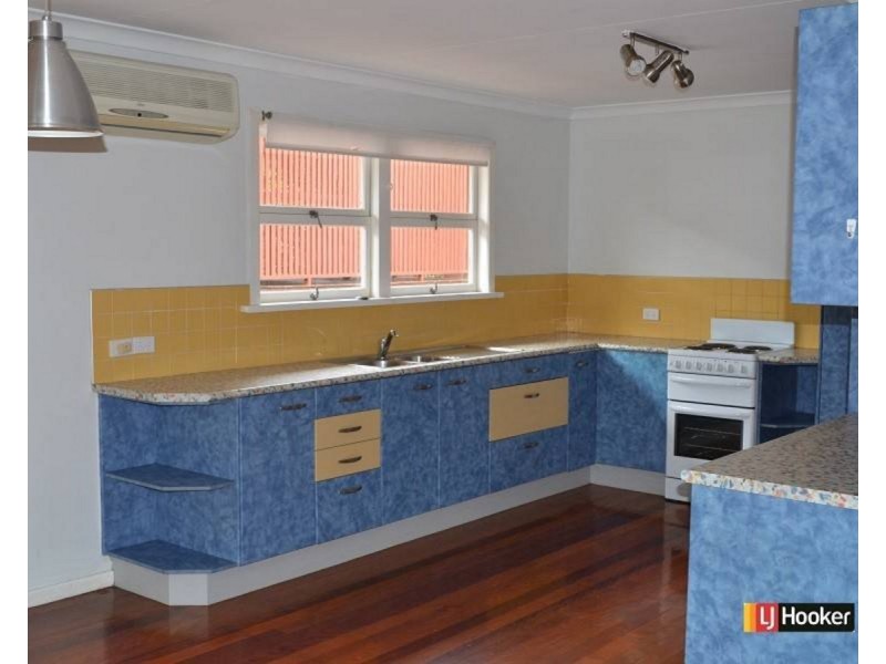 15 Caronga Street, Wavell Heights QLD 4012