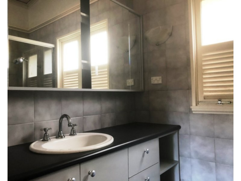 15 Caronga Street, Wavell Heights QLD 4012