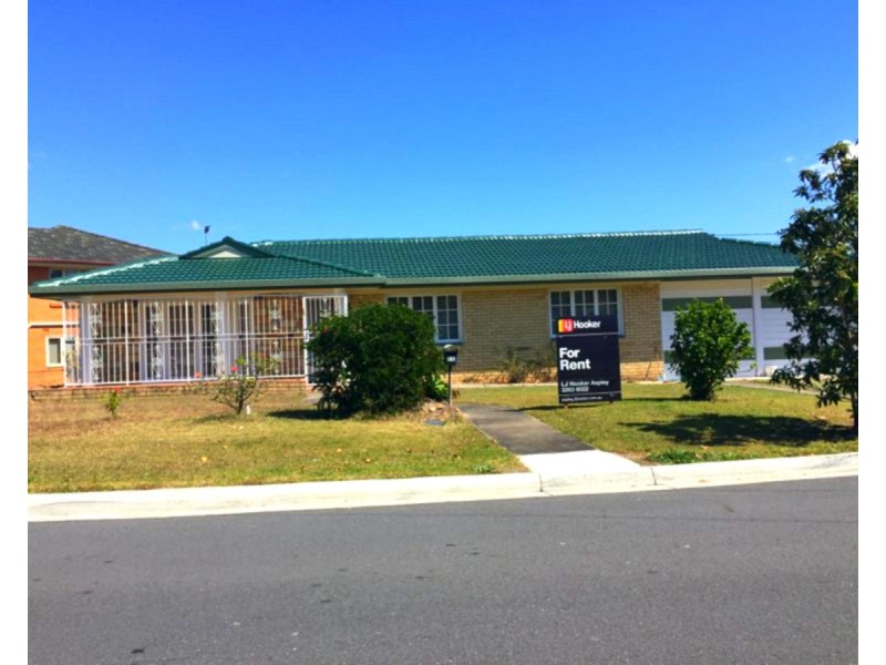 11 Monserrat Street, Chermside QLD 4032