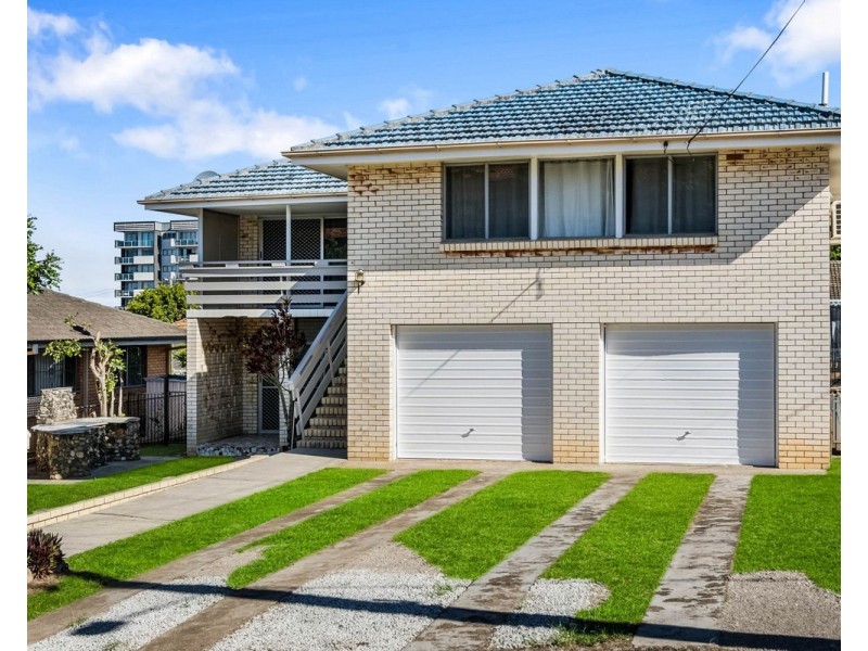 77 Curwen Terrace, Chermside QLD 4032