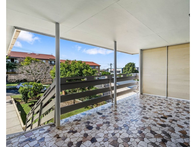 77 Curwen Terrace, Chermside QLD 4032