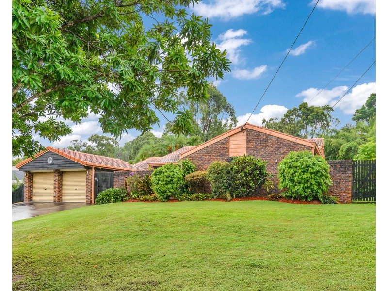 25 Ashley Road, Chermside West QLD 4032