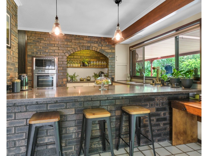 25 Ashley Road, Chermside West QLD 4032