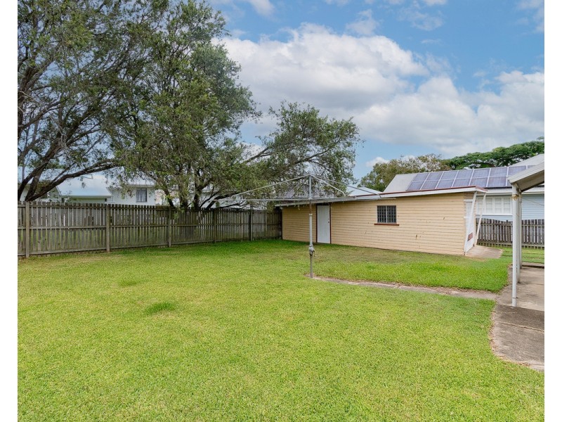 11 Yaralla Street, Chermside QLD 4032