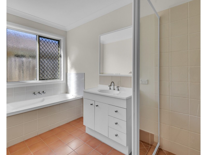 17 Lyrebird Close, Taigum QLD 4018