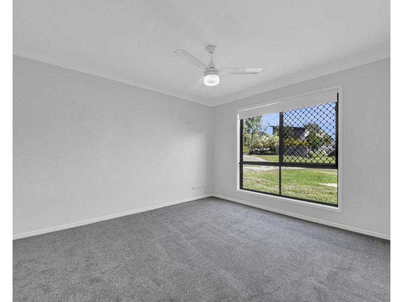 16 Lady Bowen Parade, Rothwell QLD 4022