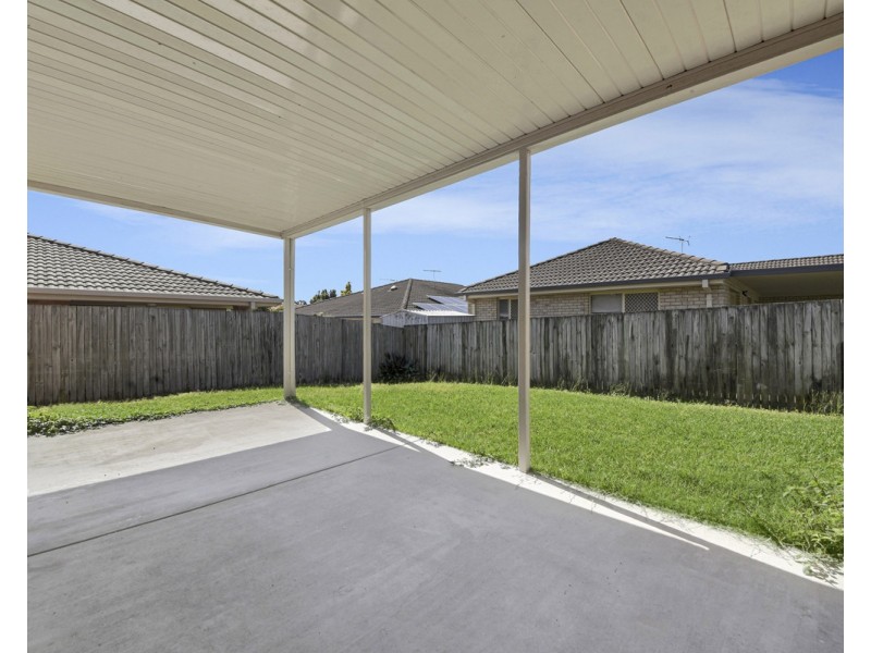 16 Lady Bowen Parade, Rothwell QLD 4022