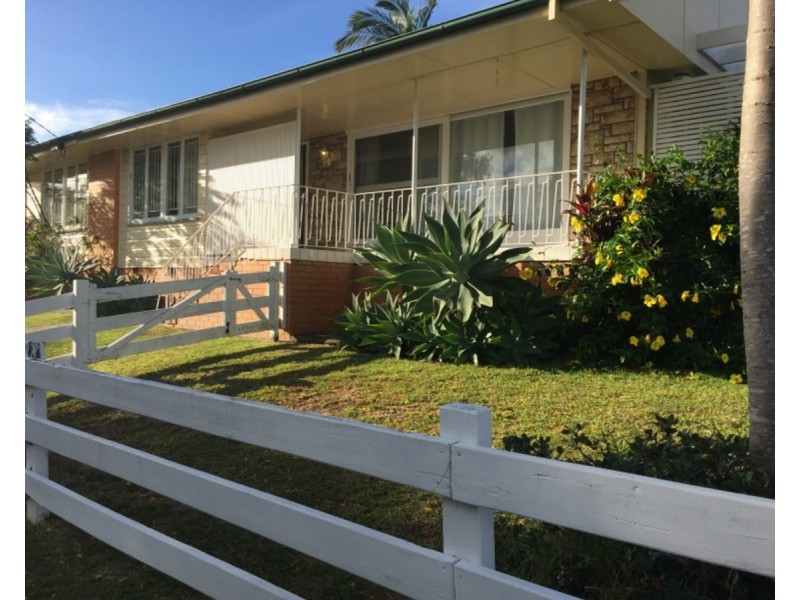 1 Pacific Street, Chermside West QLD 4032