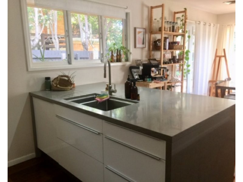 1 Pacific Street, Chermside West QLD 4032