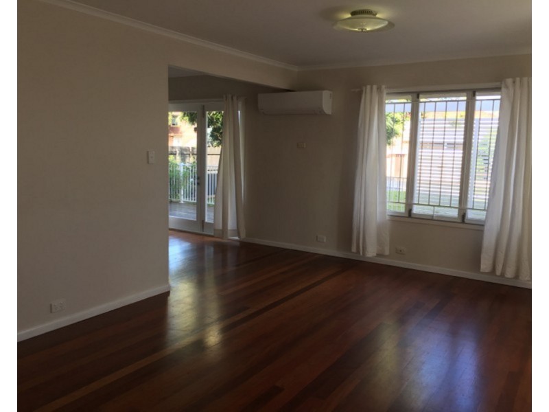 1 Pacific Street, Chermside West QLD 4032