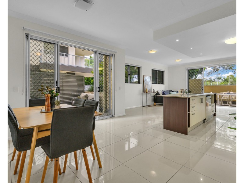 1/45 Playfield Street, Chermside QLD 4032
