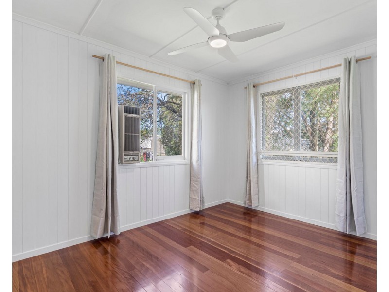 30 Centre Street, Aspley QLD 4034