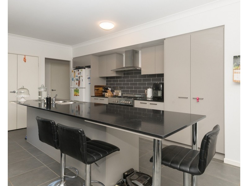 16 Kate Court, Murrumba Downs QLD 4503