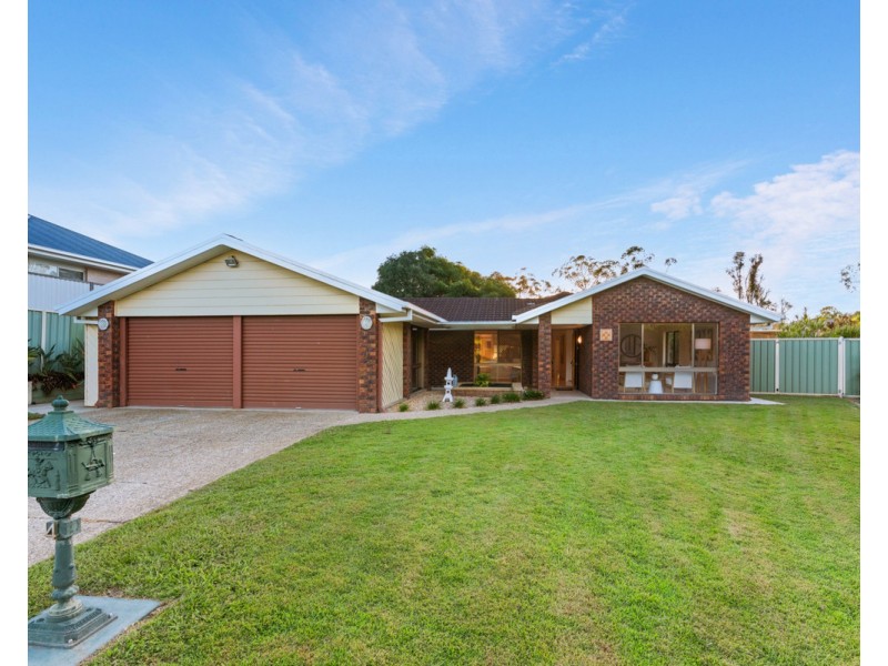 4 Lenz Street, Chermside West QLD 4032