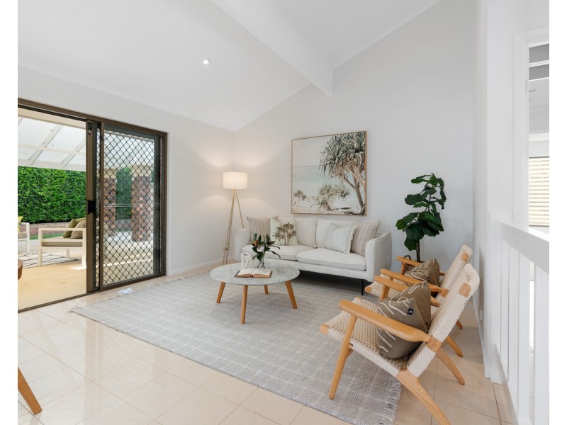 4 Lenz Street, Chermside West QLD 4032