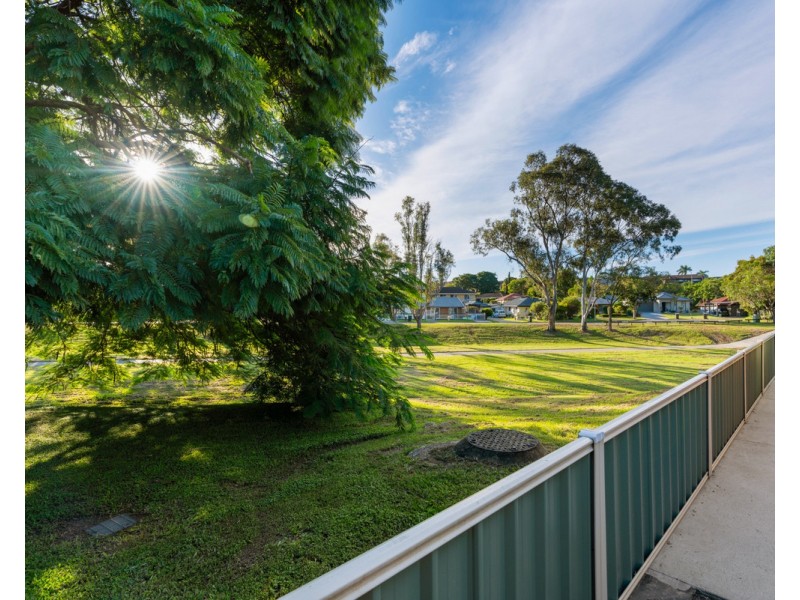4 Lenz Street, Chermside West QLD 4032
