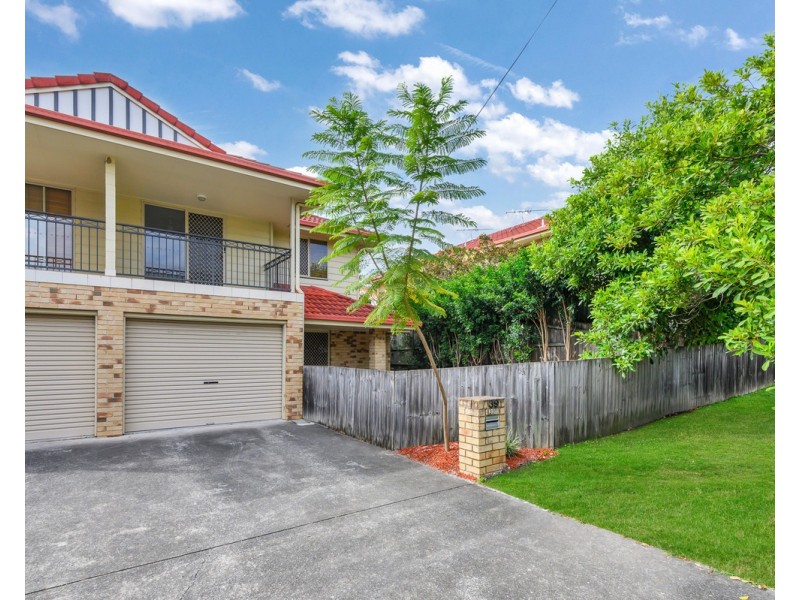 39 Farnell Street, Chermside QLD 4032