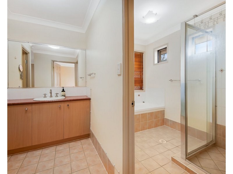 6 Lange Court, Aspley QLD 4034