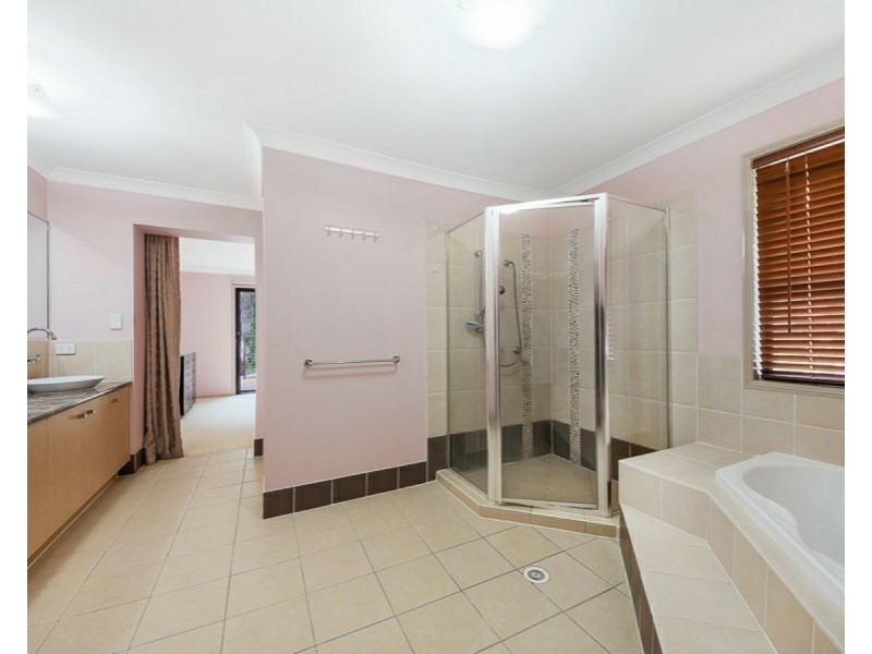 6 Lange Court, Aspley QLD 4034