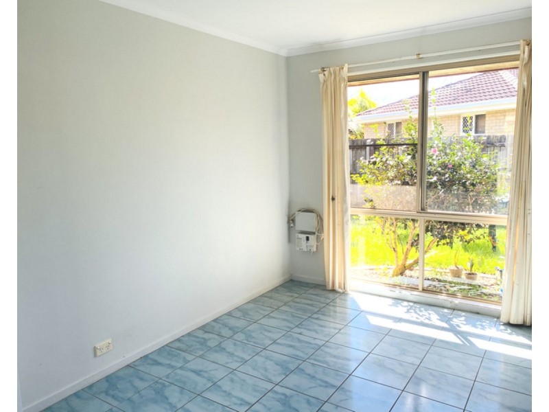 2/61 Hibiscus Circuit, Fitzgibbon QLD 4018