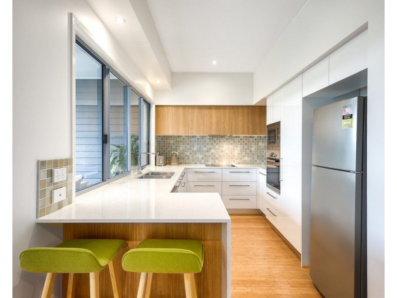 2/18A Ramsay Street, Kedron QLD 4031