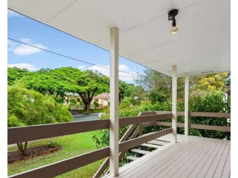 8 Bray Road, Lawnton QLD 4501