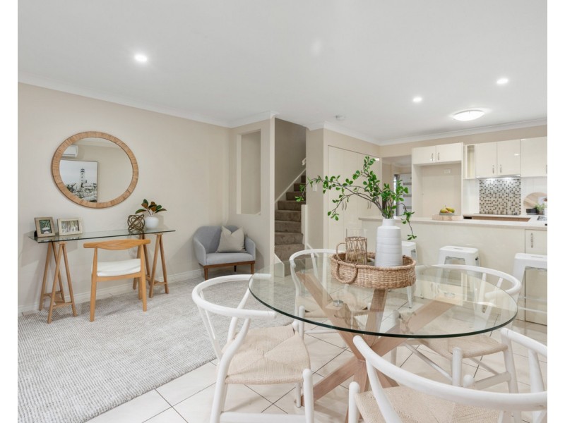 2/69 Ethel Street, Chermside QLD 4032