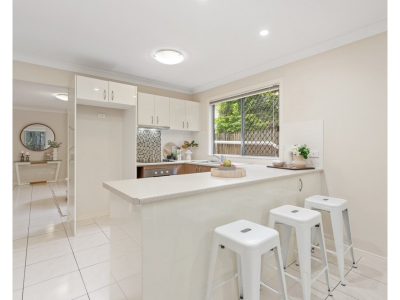 2/69 Ethel Street, Chermside QLD 4032