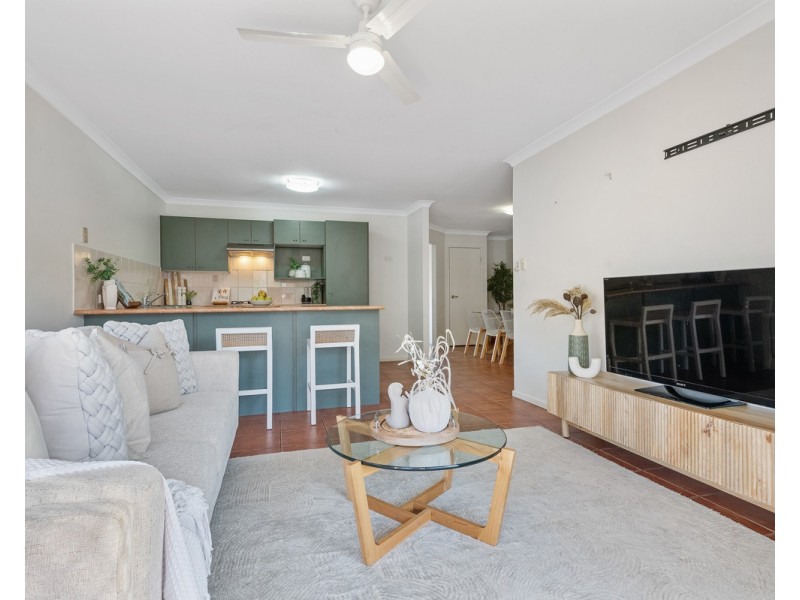 9 Deakin Close, Fitzgibbon QLD 4018