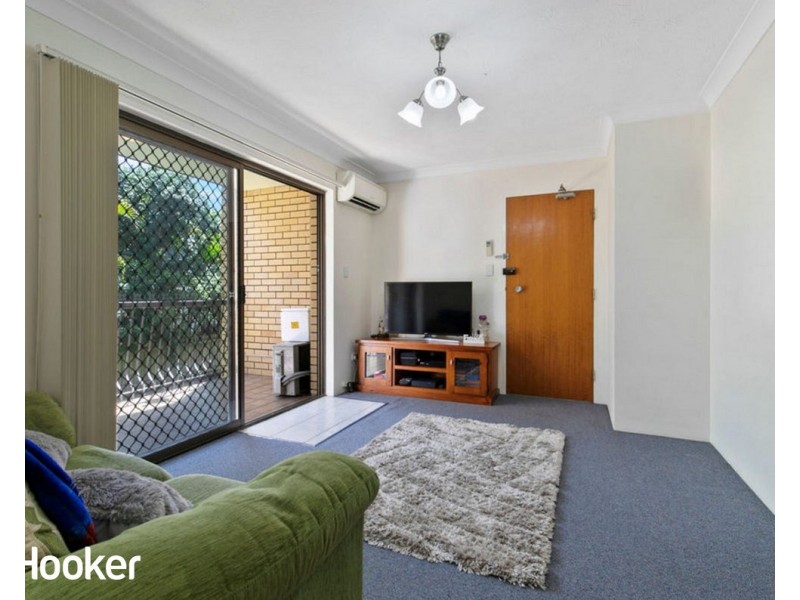 2/87 Farnell Street, Chermside QLD 4032