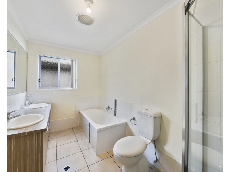 68 Winlock Circuit, Warner QLD 4500