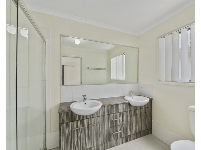 68 Winlock Circuit, Warner QLD 4500