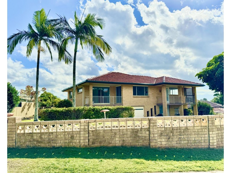 42 Namatjira Street, Everton Park QLD 4053