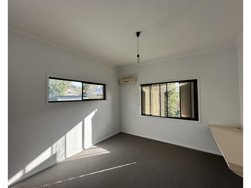 9 Ashley Road, Chermside West QLD 4032