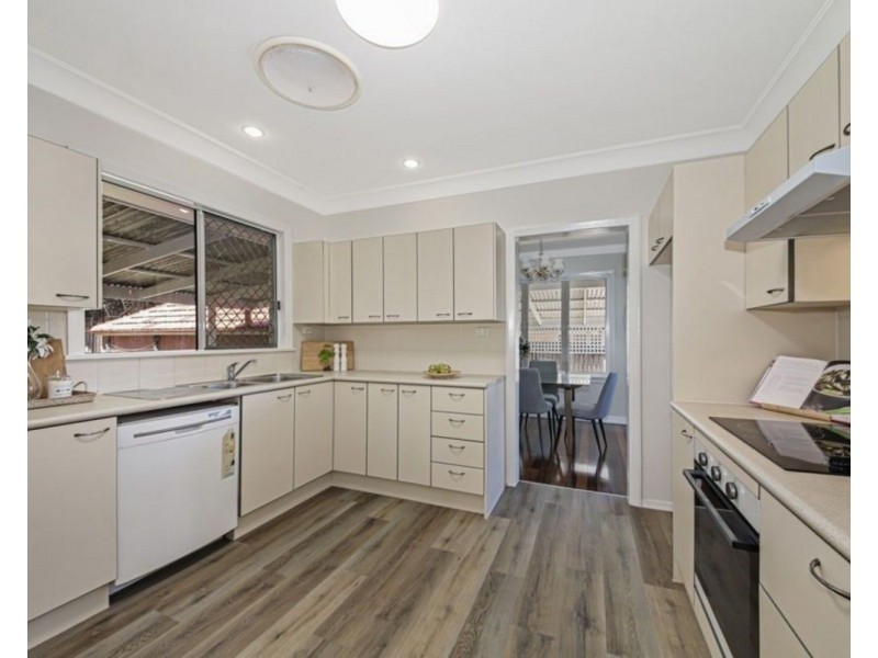 21 Ellerdale Street, Aspley QLD 4034