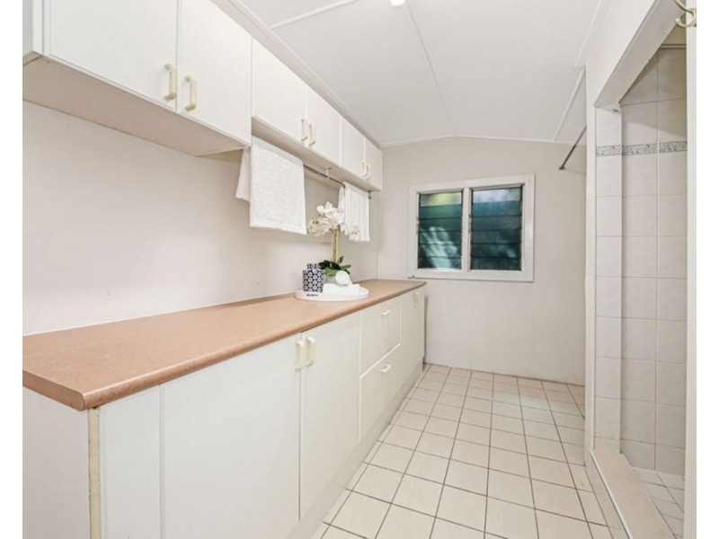 21 Ellerdale Street, Aspley QLD 4034