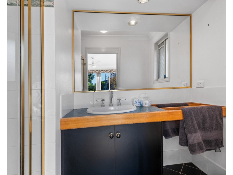 40 Wendon Way, Bridgeman Downs QLD 4035