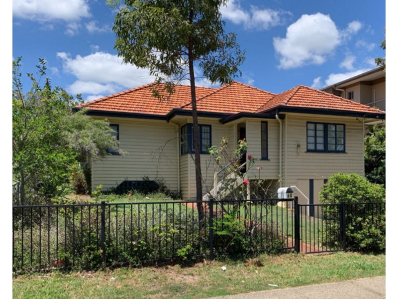 60 Norman Drive, Chermside QLD 4032
