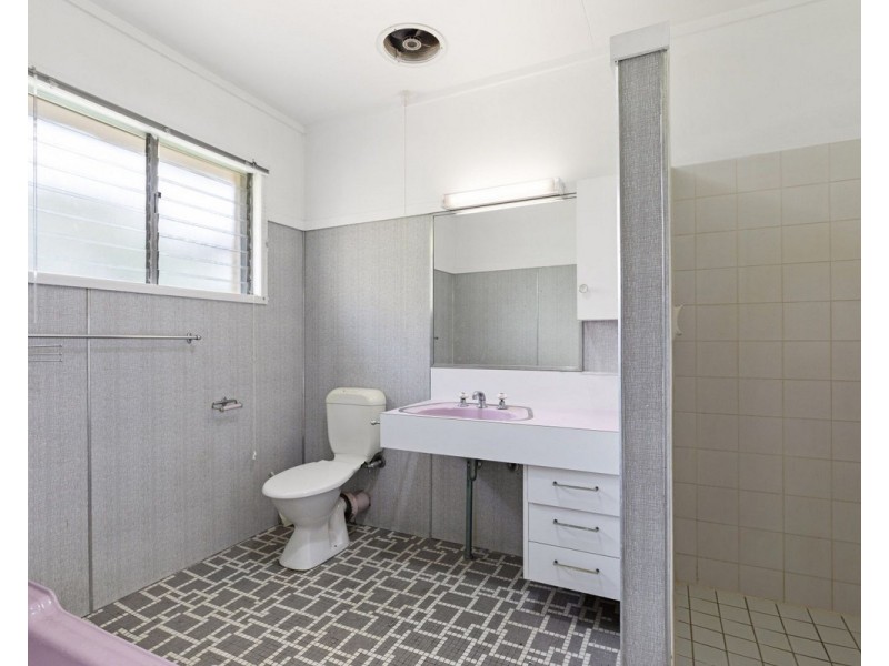 6 Mayled Street, Chermside West QLD 4032