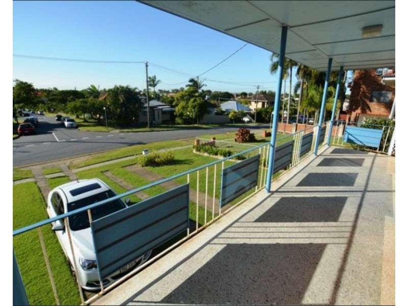 38 Hilltop Avenue, Chermside QLD 4032