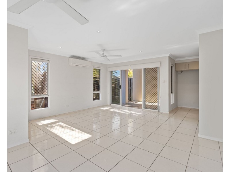 5 Cocoparra Place, Fitzgibbon QLD 4018