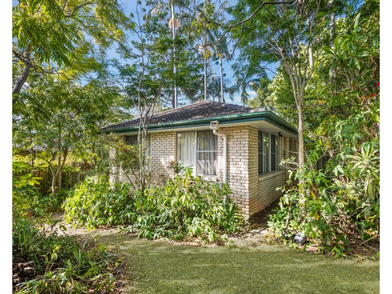 5 Wittacombe Street, Chermside West QLD 4032