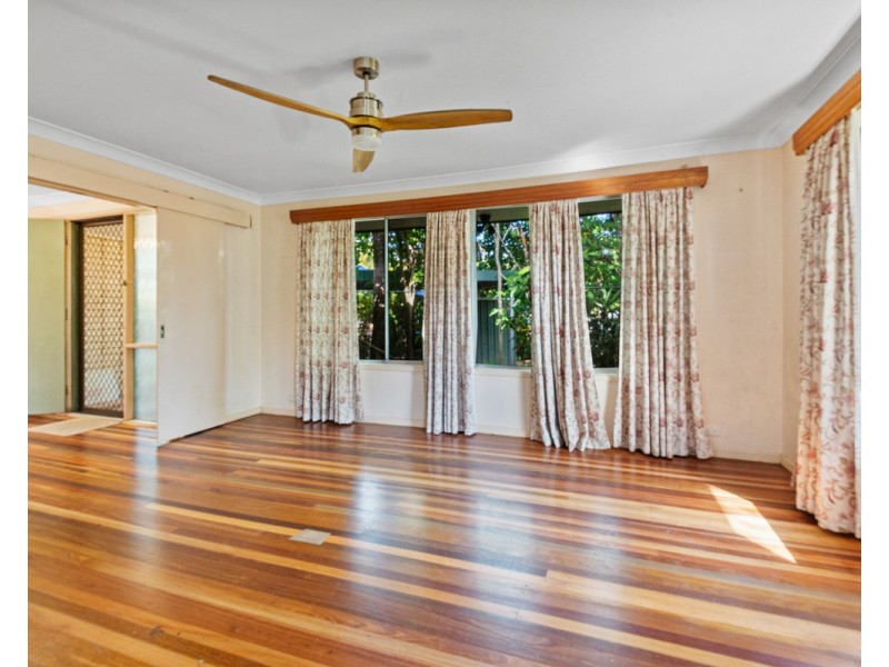 5 Wittacombe Street, Chermside West QLD 4032