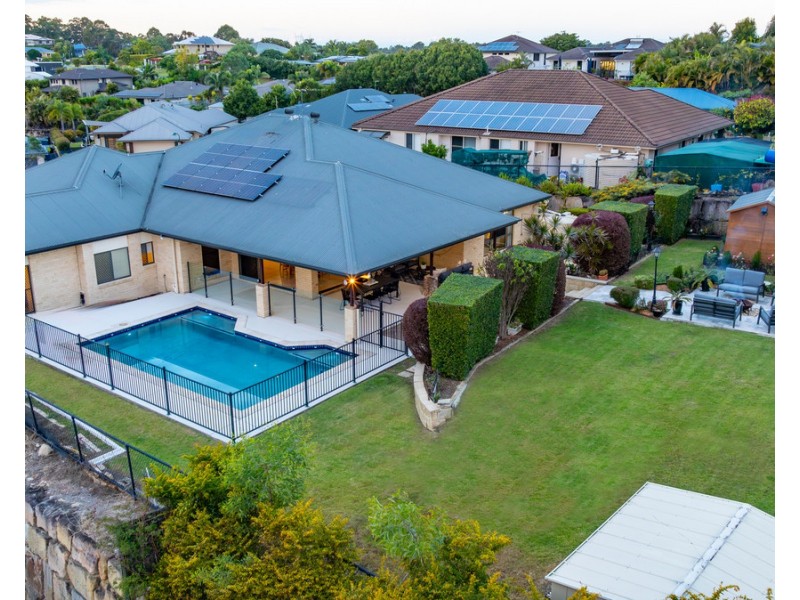 4 Anna Court, Cashmere QLD 4500