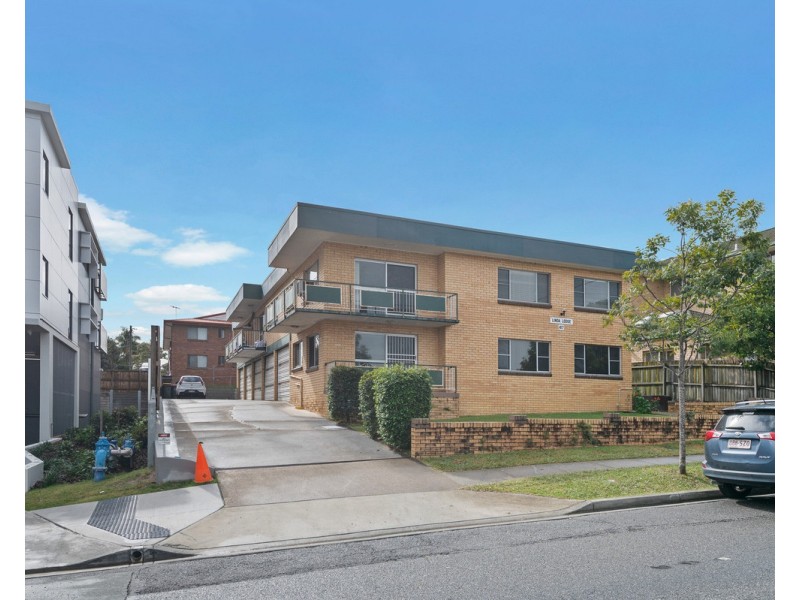 2/417 Rode Road, Chermside QLD 4032