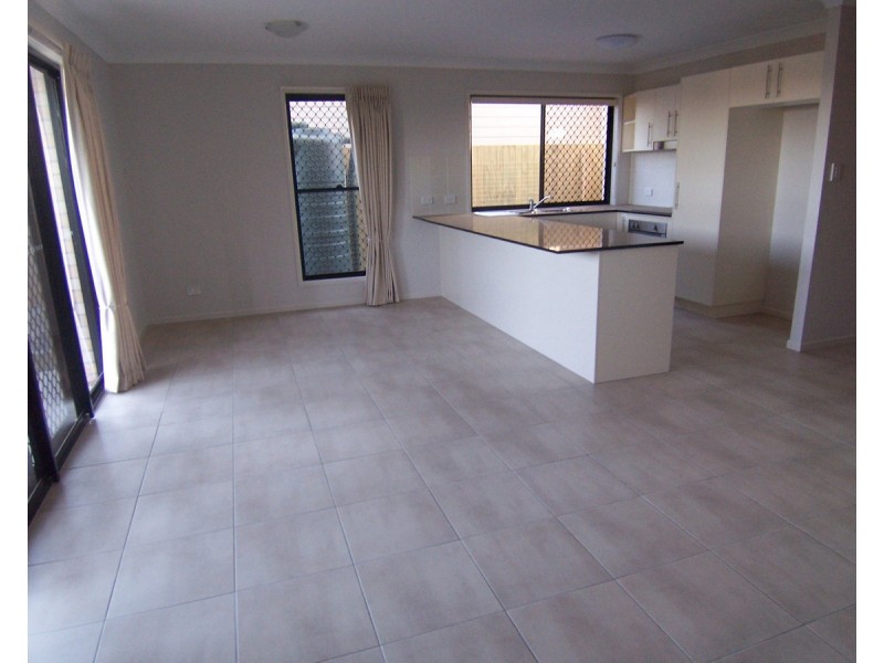 2/203 Gympie Street, Northgate QLD 4013