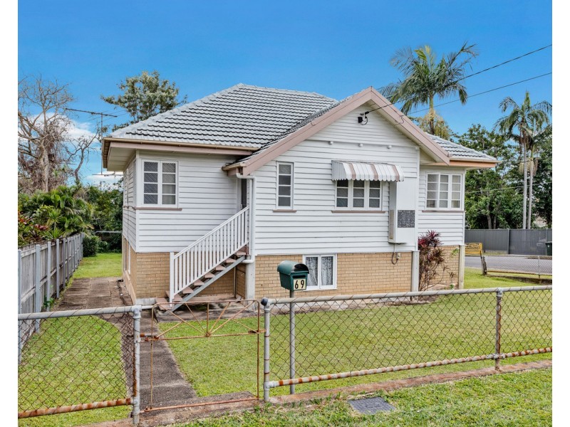 69 Meemar Street, Chermside QLD 4032