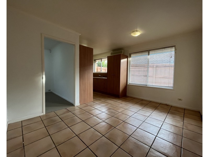 83 Redbourne Street, Chermside West QLD 4032